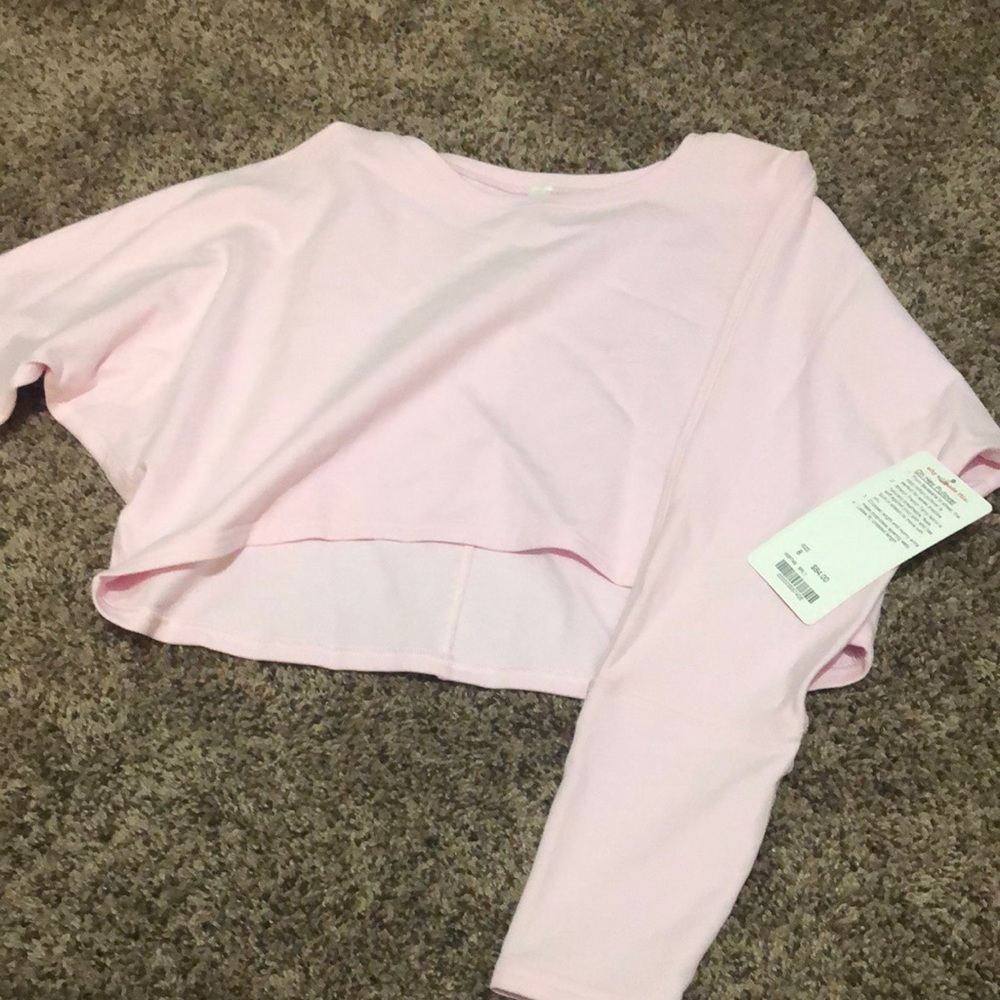 NWT Lululemon Crop Pullover